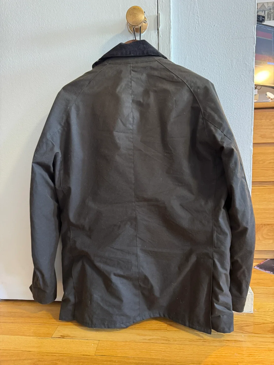 Barbour Waxed Jacket - XL image indicator(2)