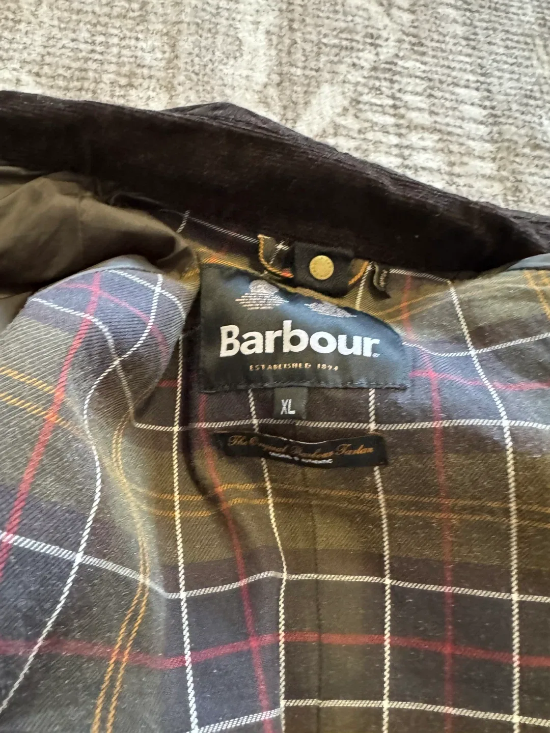 Barbour Waxed Jacket - XL image indicator(3)