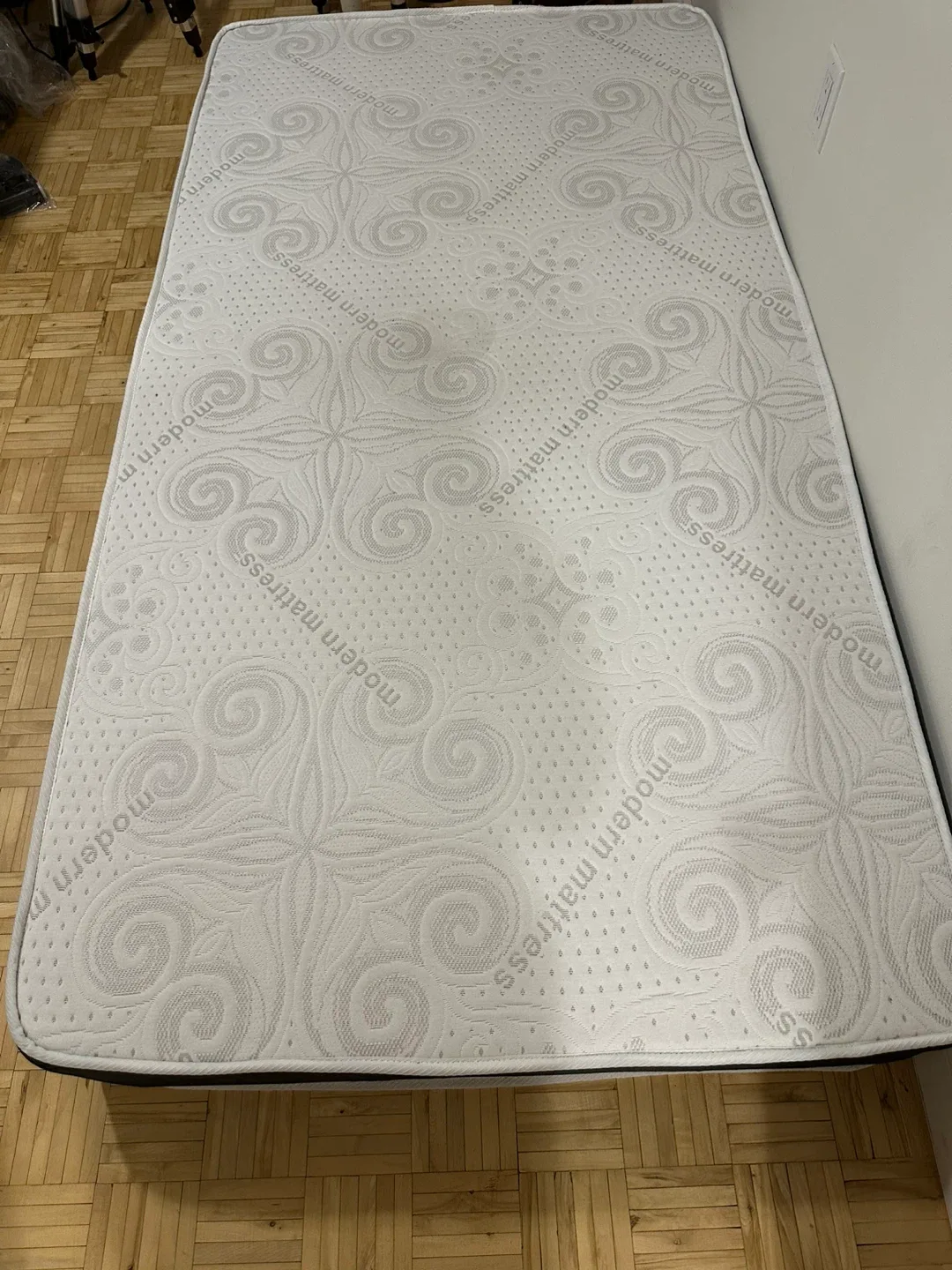 Single Size extra firm mattress