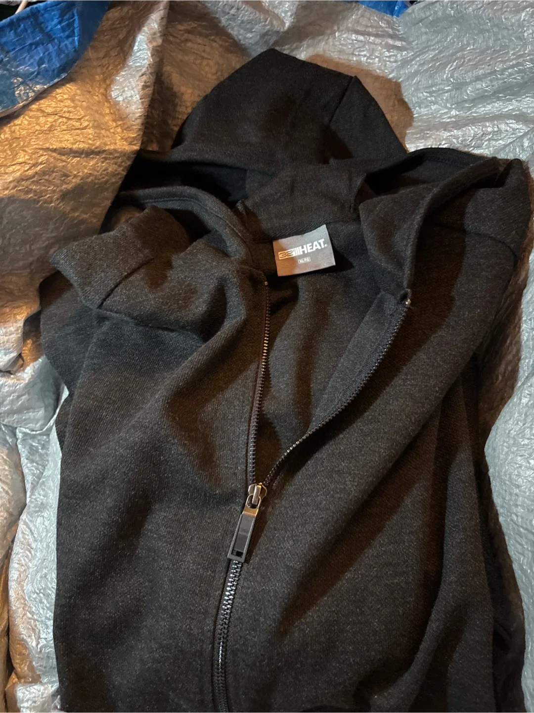 NWOT men’s 32 Degrees Heat XL Hoodie