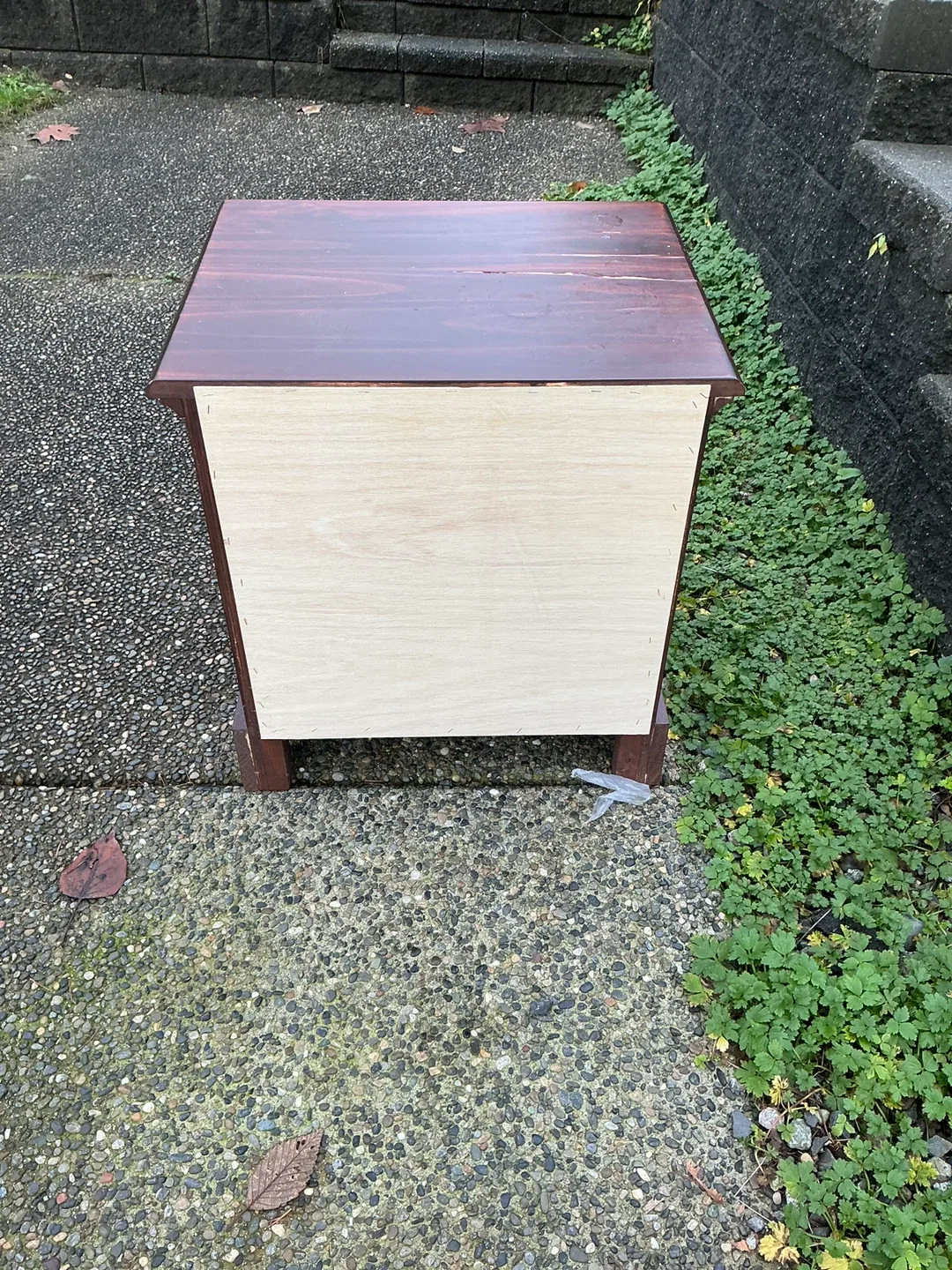 Wooden Nightstand with 2 Drawers image indicator(5)