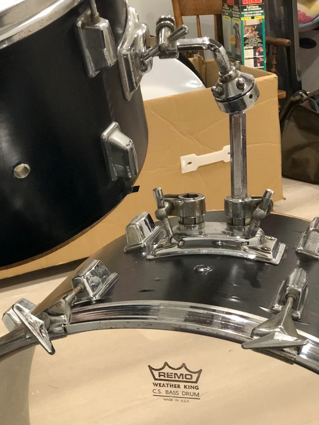 Drum set with vintage 24” bass drum image indicator(7)