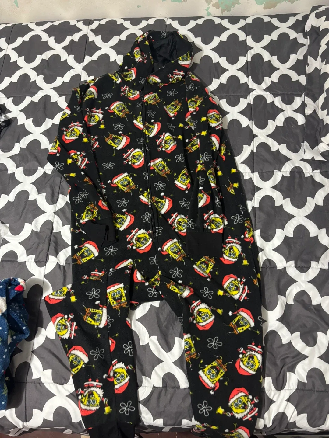 Spongebob Christmas Onesie L/XL
