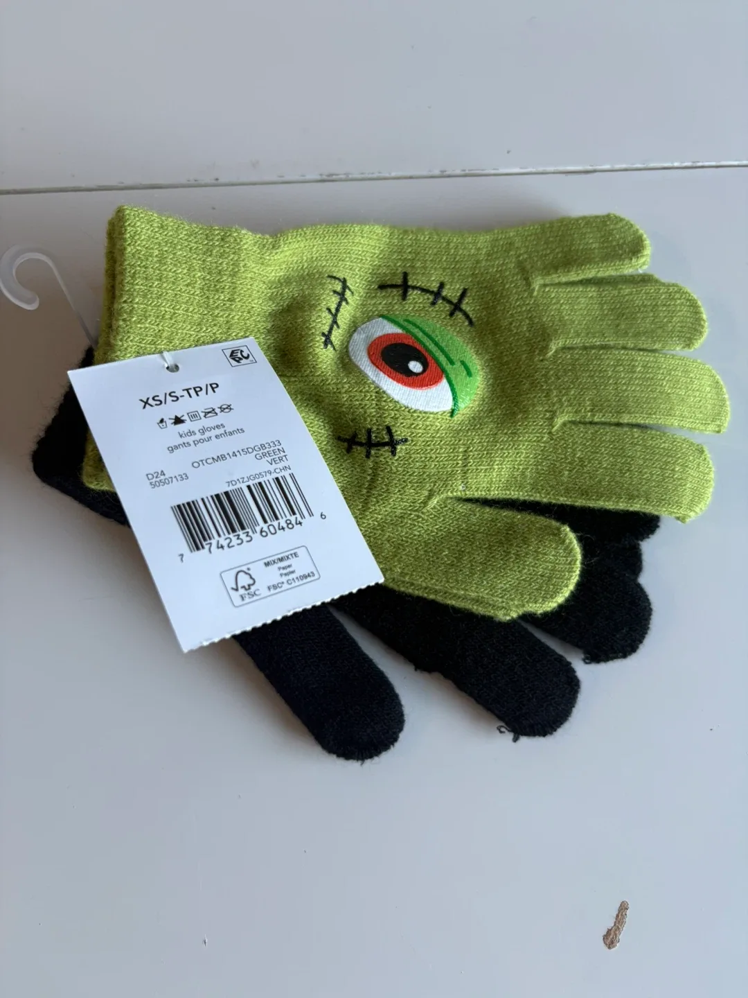 2 Pairs Kids Gloves - XS/S New