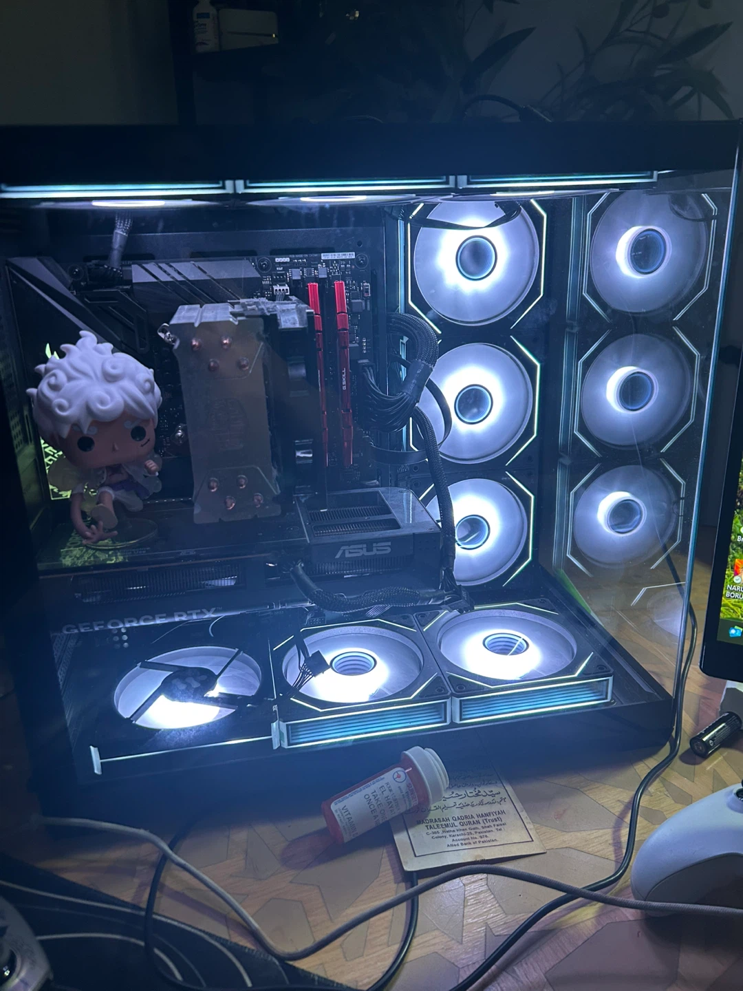 Gaming PC, Keyboard, Mouse, Headset & Monitor