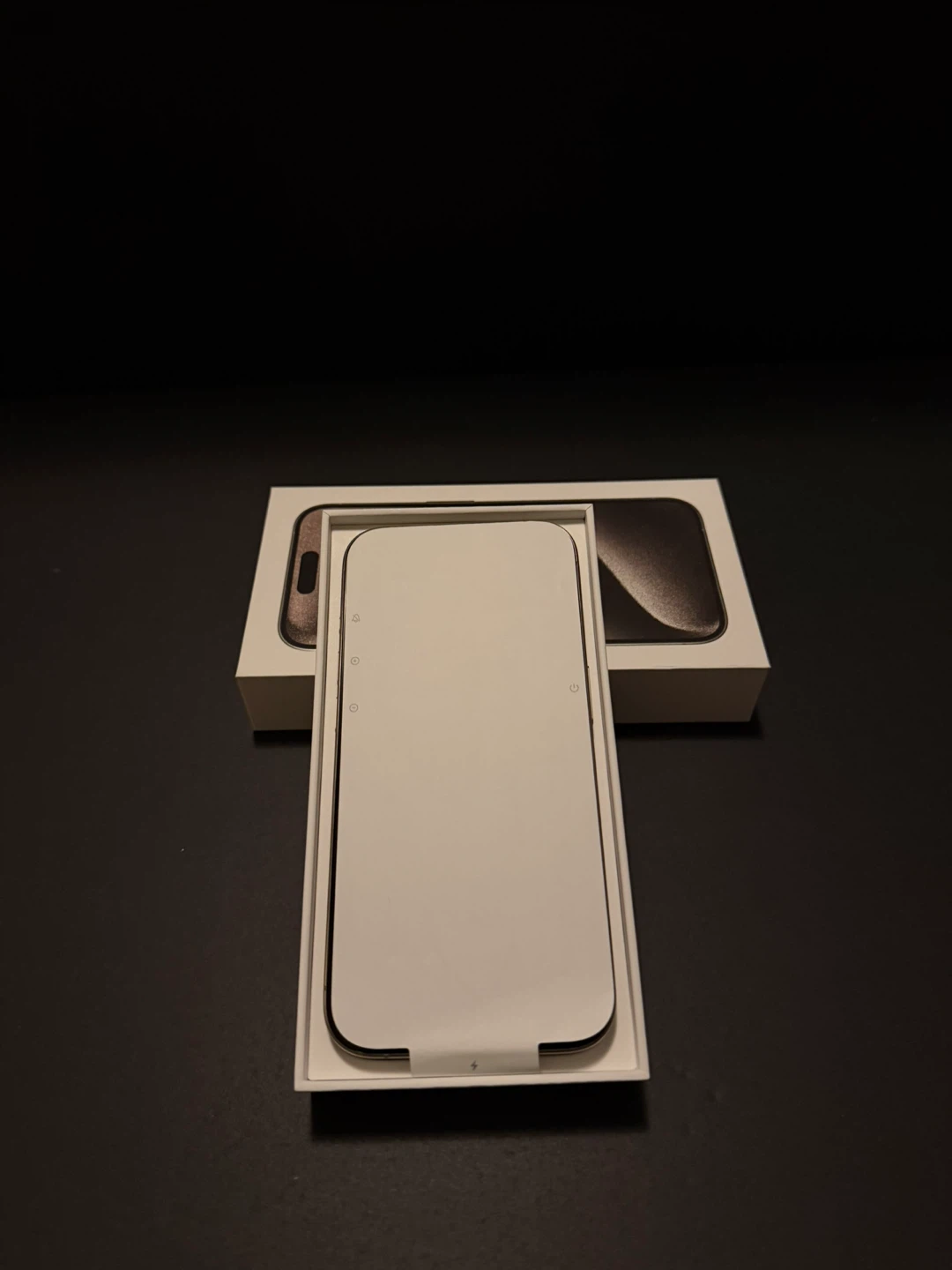 iPhone 15 Pro 128GB Natural Titanium - photo 2