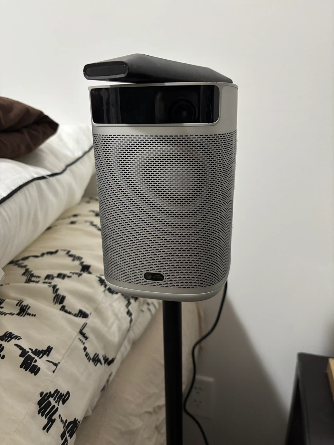 XGIMI MoGo 2 HD Smart Projector