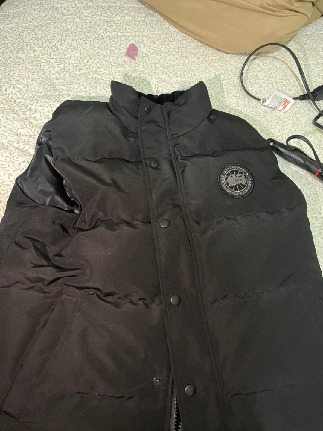 Canada Goose Black Puffer Vest Size S