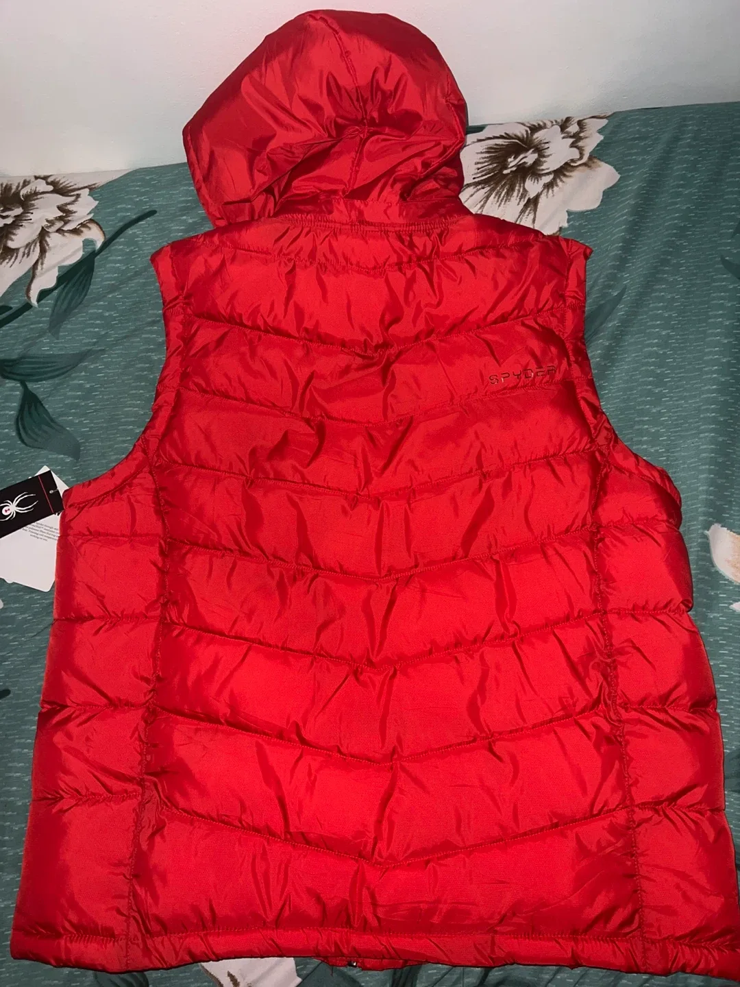New Spyder Men's XXL Red Puffer Vest image indicator(4)