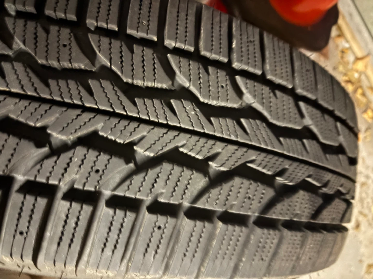 Firestone Winterforce LT P245/70R17 Tire