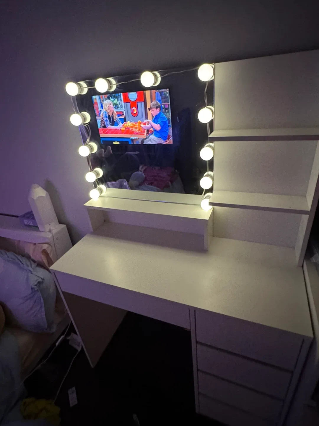 White Vanity Makeup Desk with Lights image indicator(5)