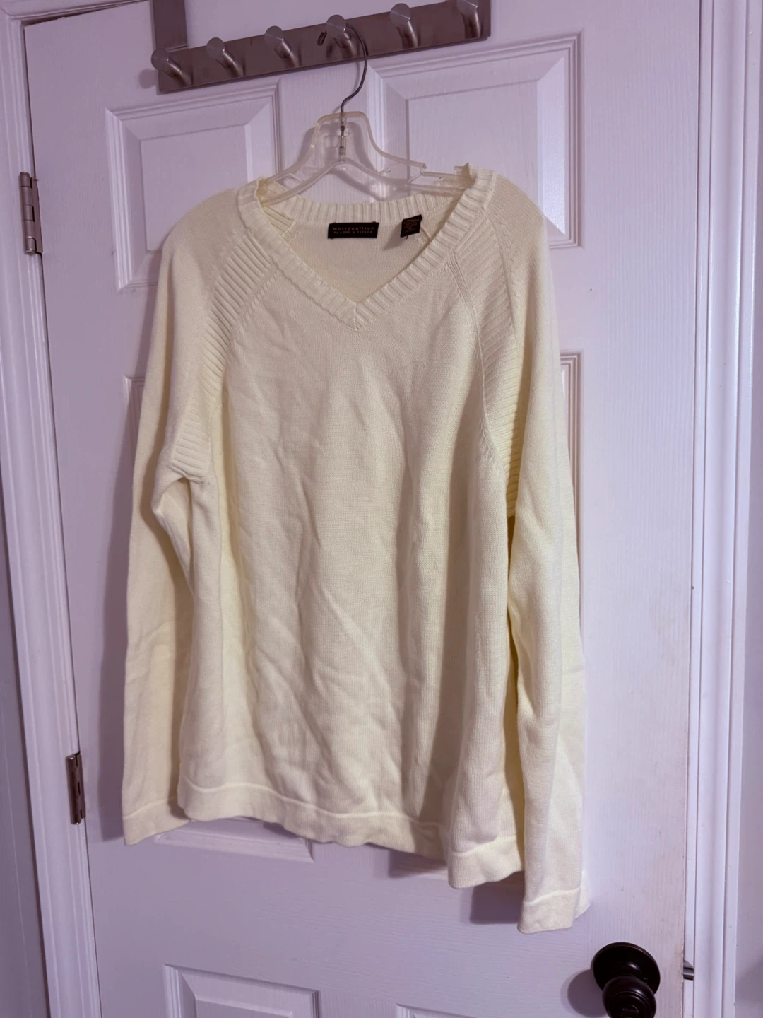 Metropolitan by Lord & Taylor XL Cream Sweater