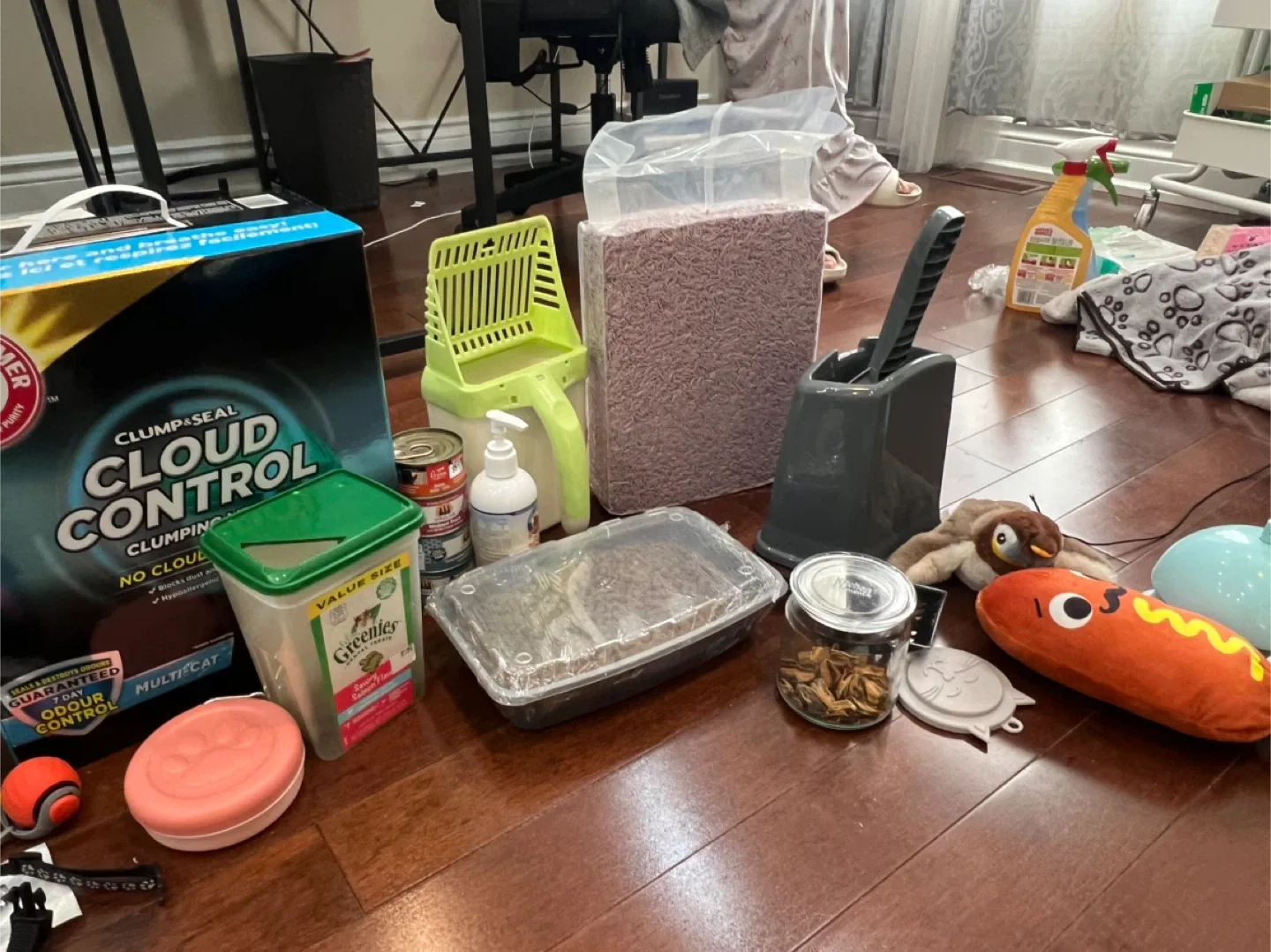 Cat Supplies Bundle image indicator(2)