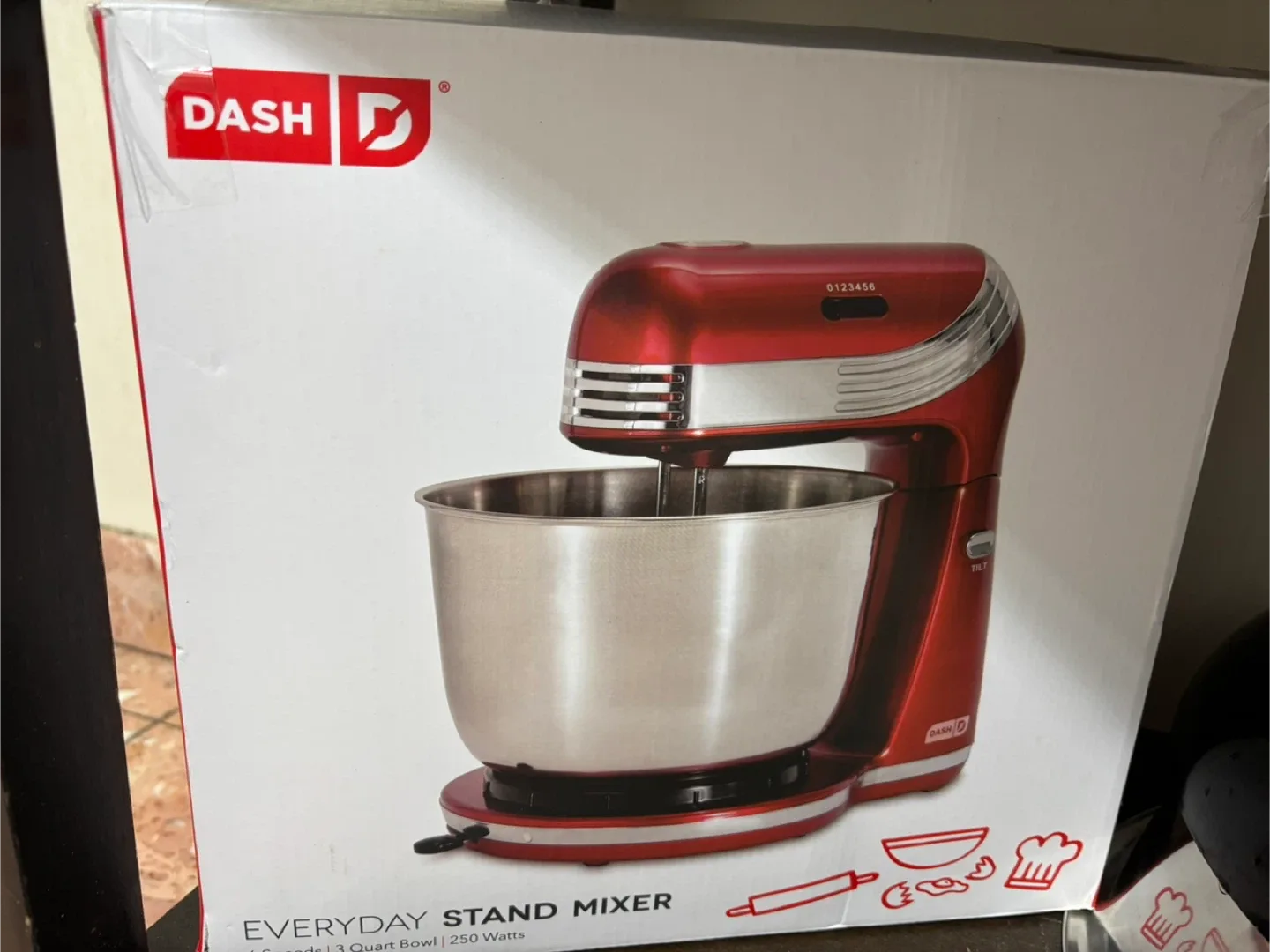 Dash Everyday Stand Mixer - 3 Quart Bowl