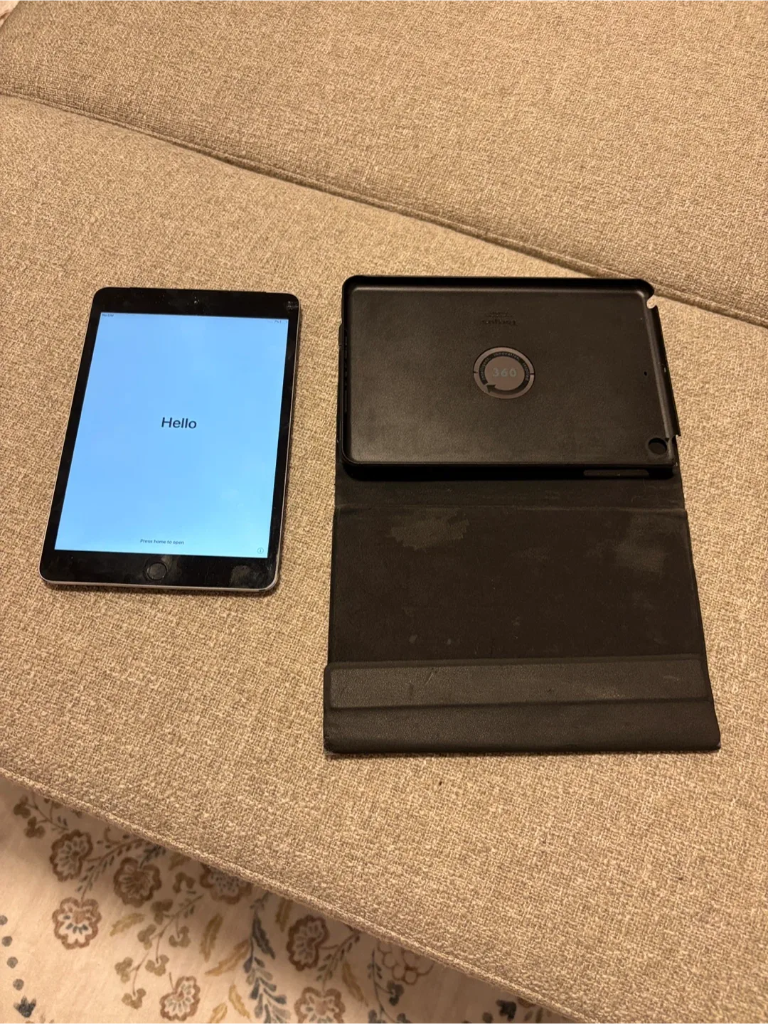 iPad 3 mini with case