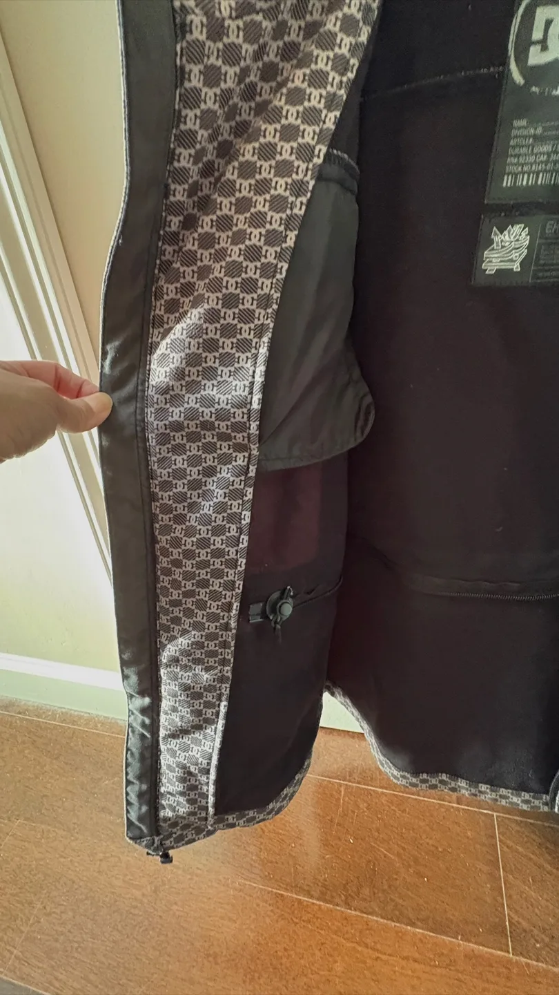 DC Snow Jacket - Size XS image indicator(4)