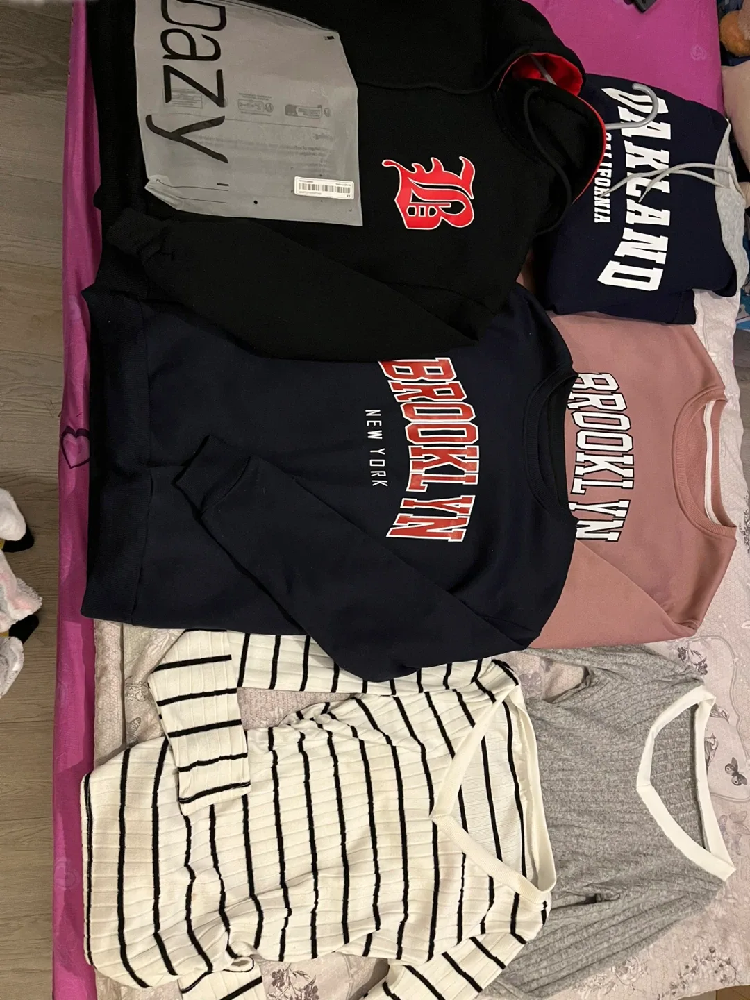 All 6 hoodie for 35$