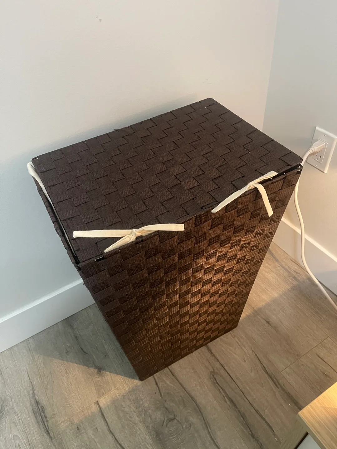 Laundry Basket & Clothes Drying Rack