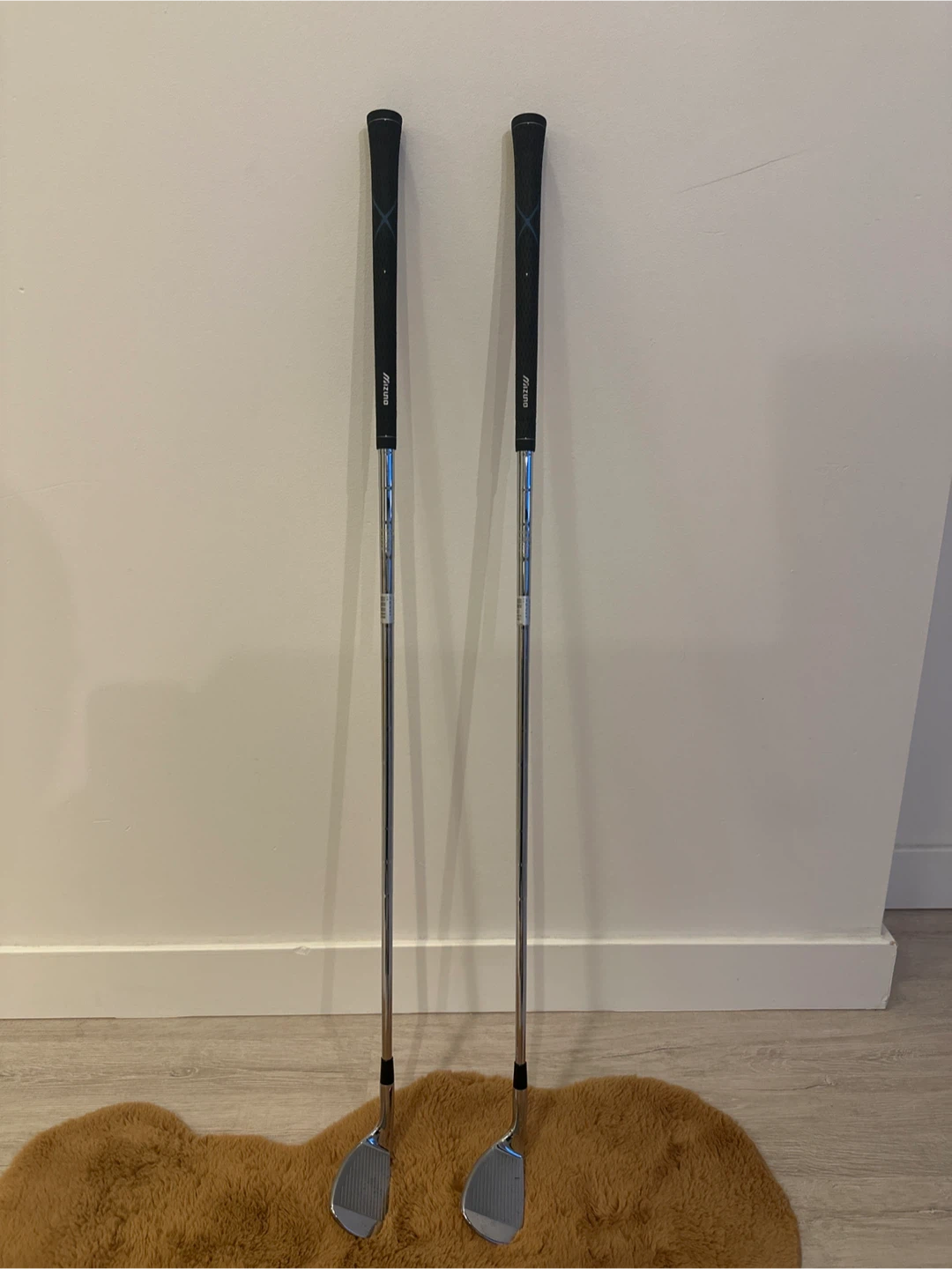 Mizuno Golf Clubs - G & S Wedges 2 for $65