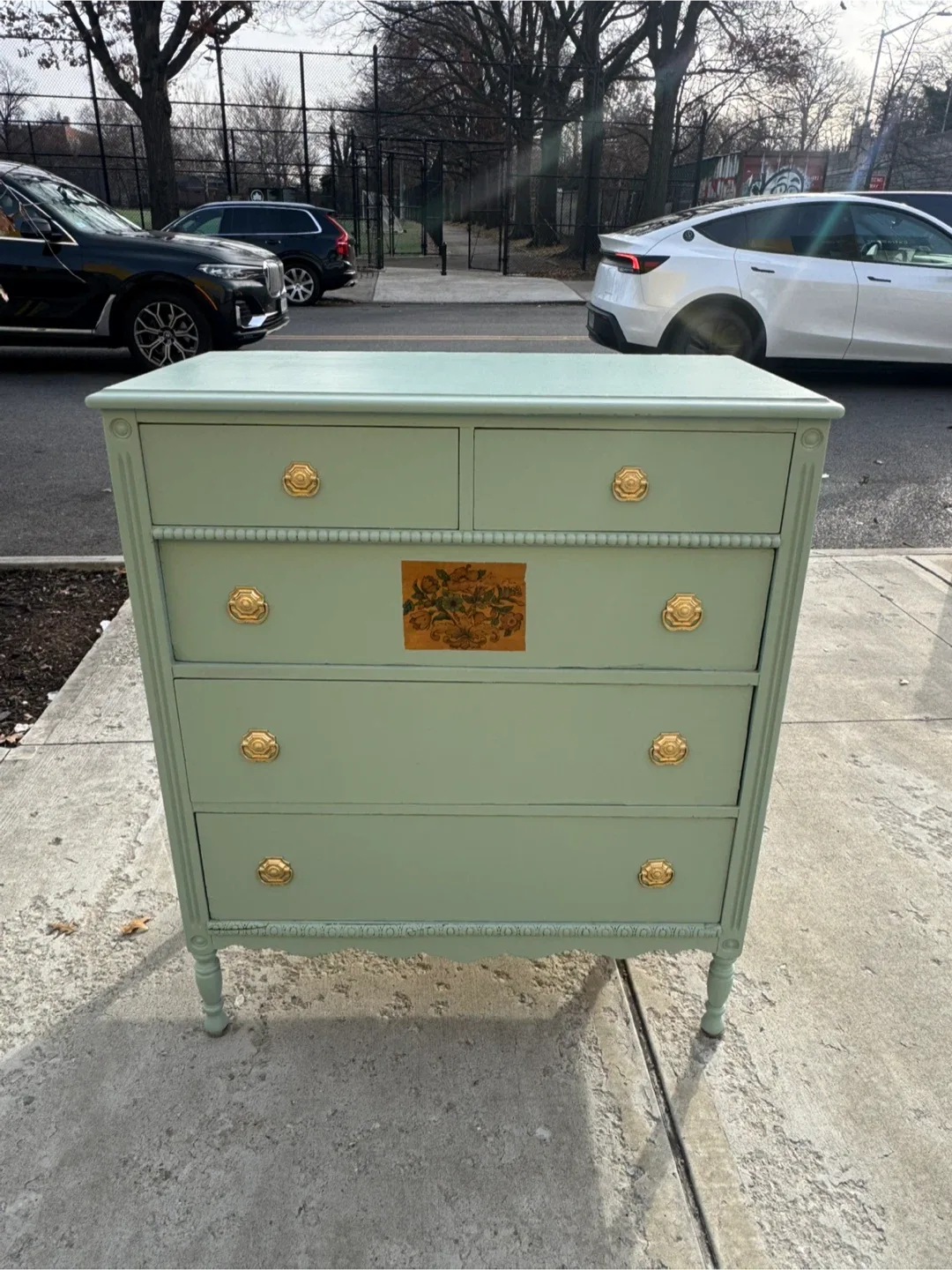 Free delivery vintage dresser