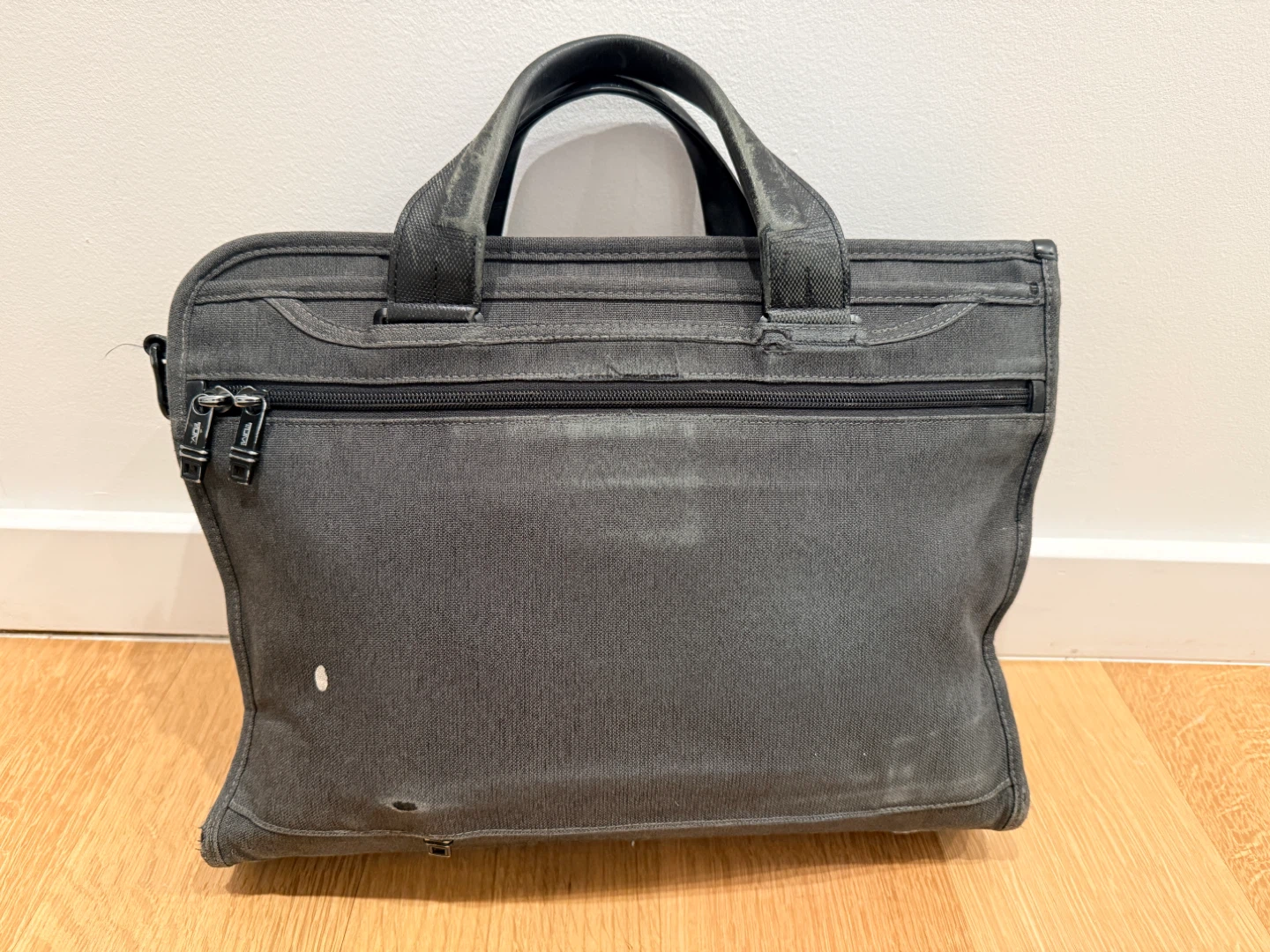 Tumi Gray Canvas Briefcase - photo 2