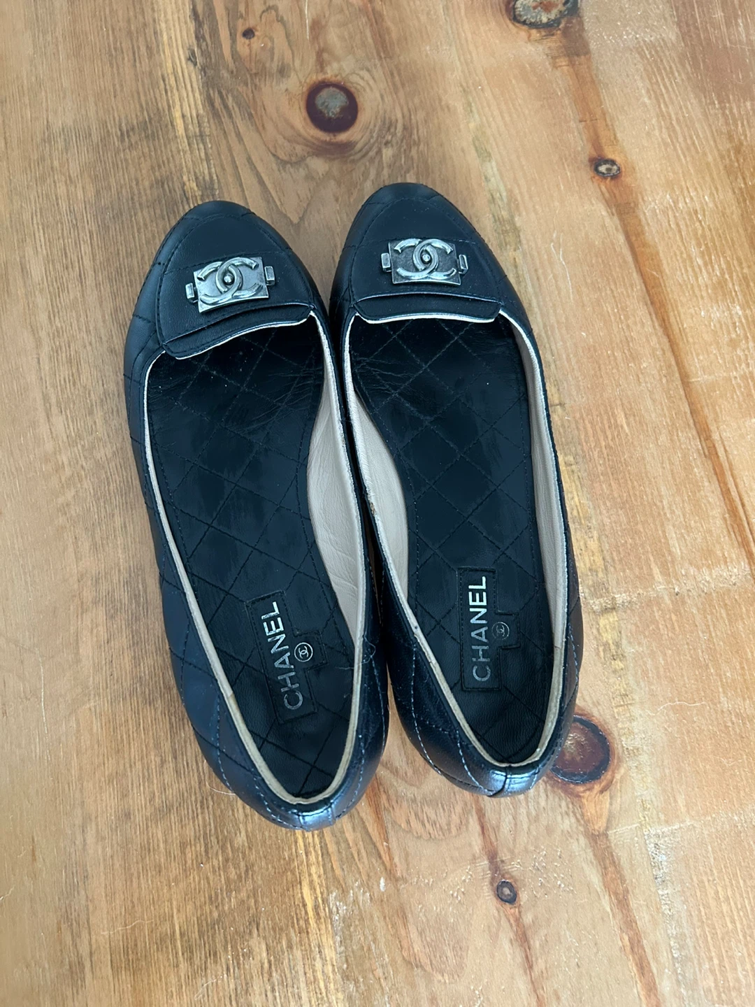 Chanel Black Leather Loafers, Size 37.5 - photo 4