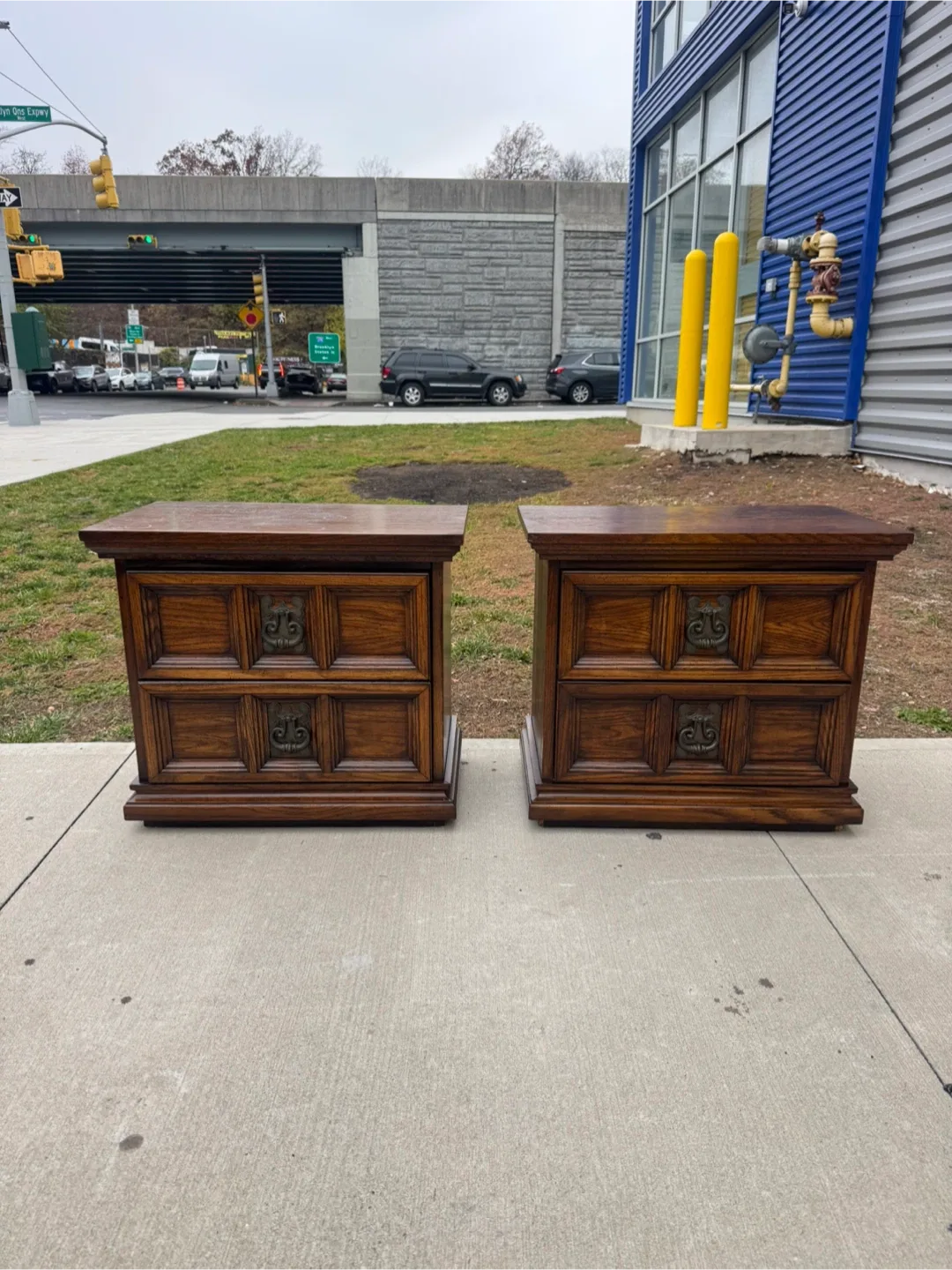 Free delivery night stand set