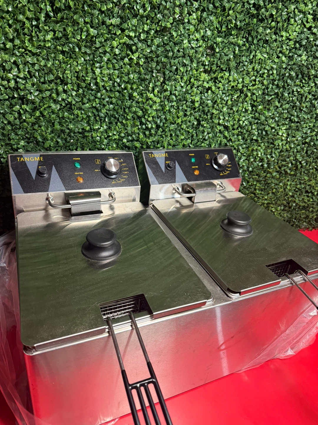 Commercial deep fryer - photo 3