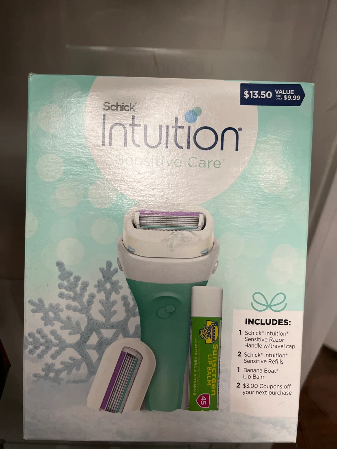 Schick Intuition Sensitive Care Razor Gift Set