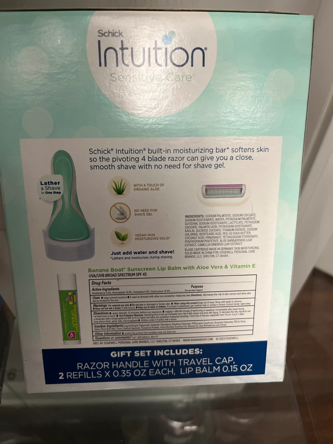 Schick Intuition Sensitive Care Razor Gift Set - photo 2