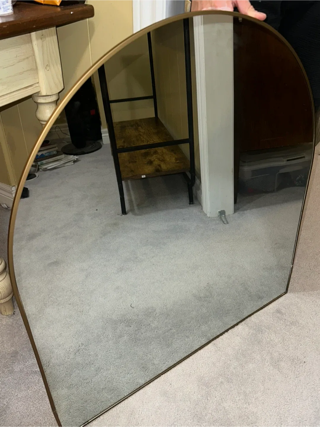 Arched Gold Vanity Mirror image indicator(2)