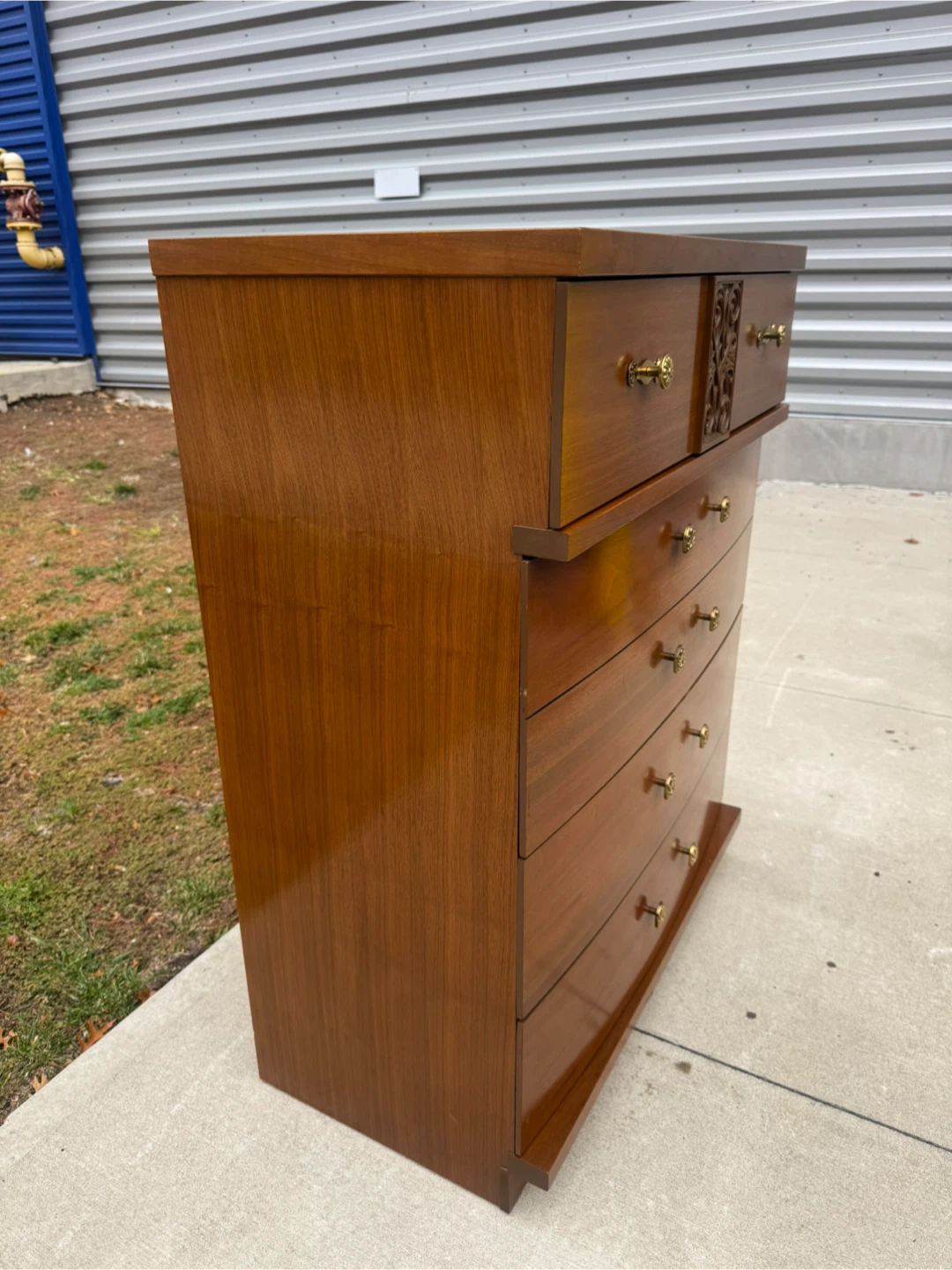 Free delivery dresser - photo 3