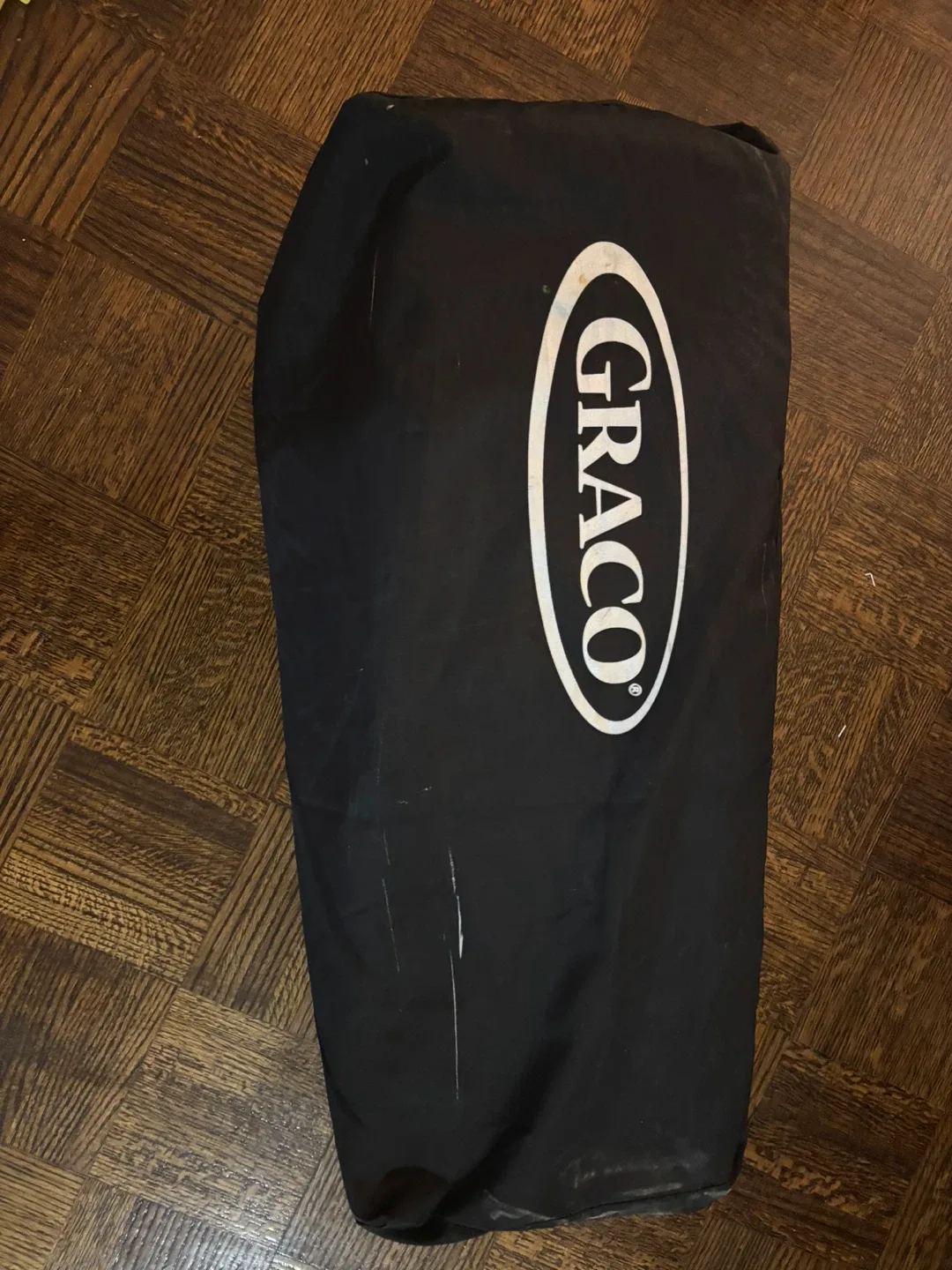 Graco Pack 'n Play Playard + free mattress