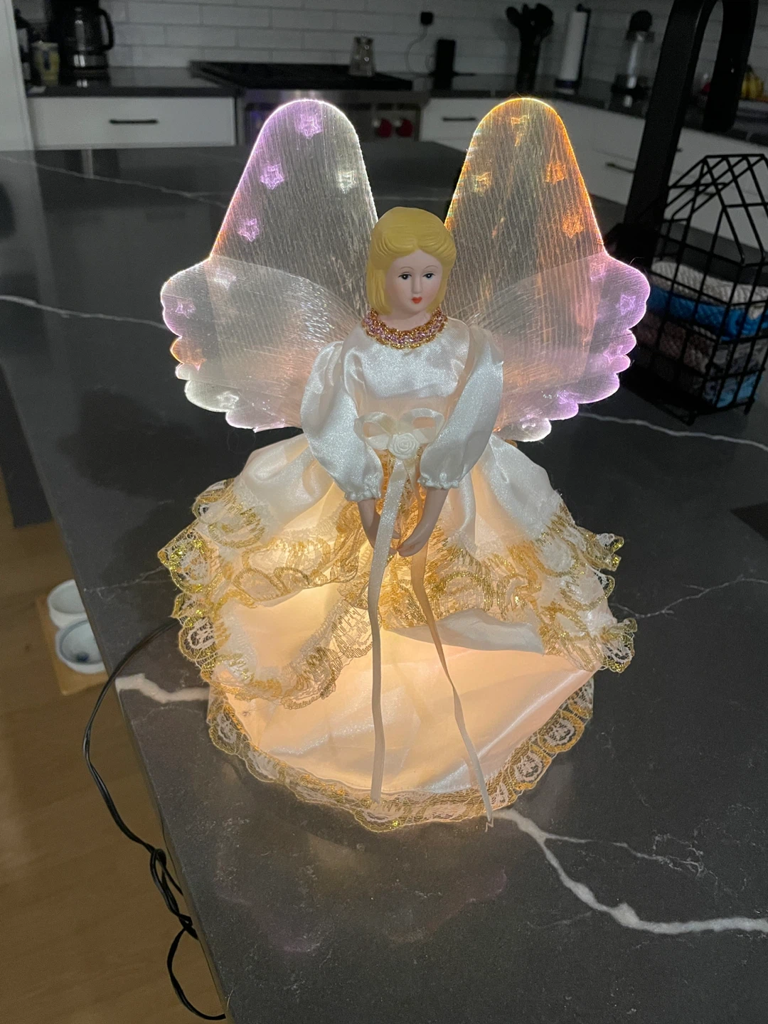 Angel Tree Topper with Fiber Optic Wings - photo 4