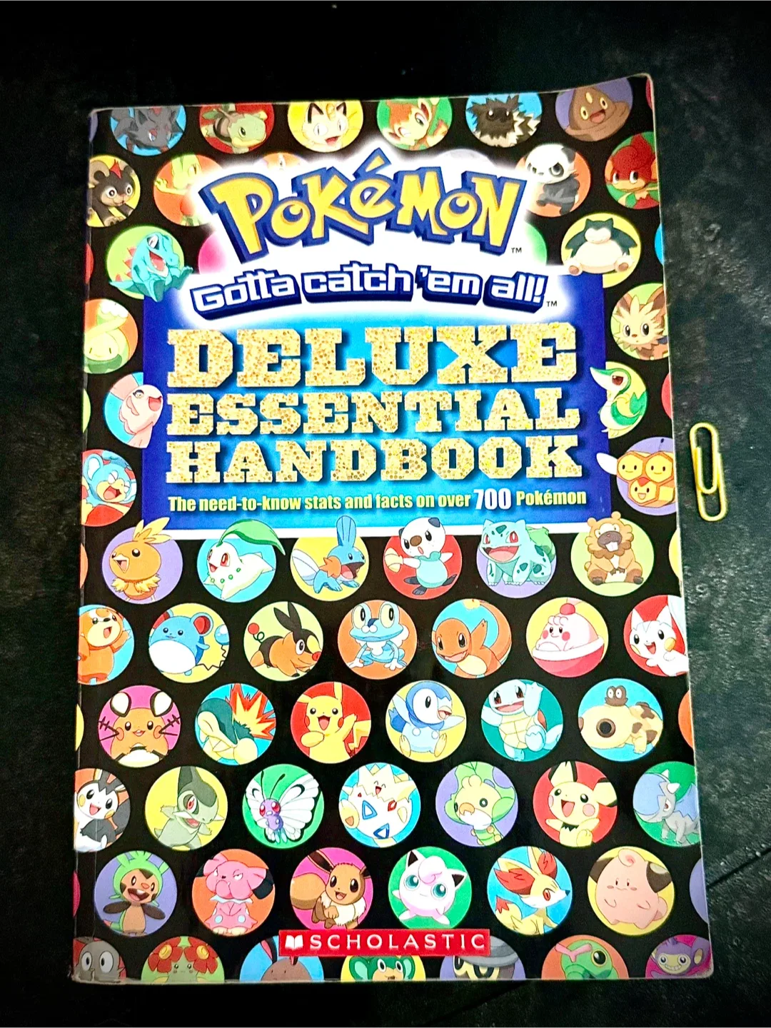 Pokémon Deluxe Essential Handbook