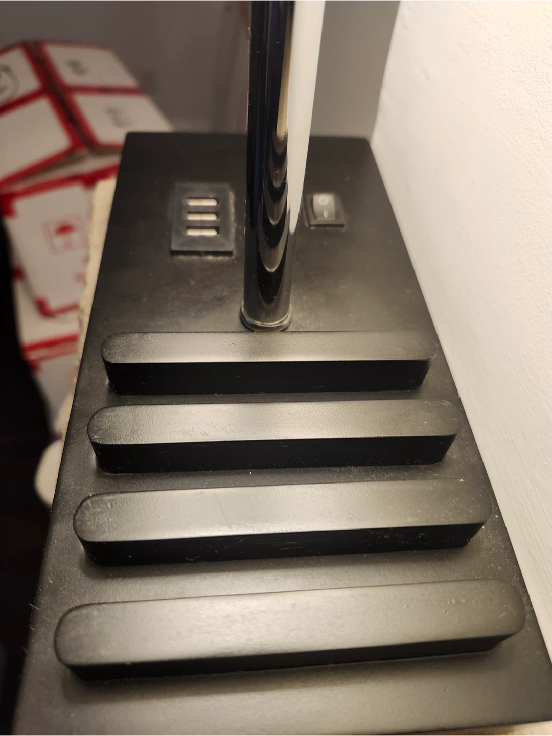 Black Table Lamp with USB Ports - photo 2