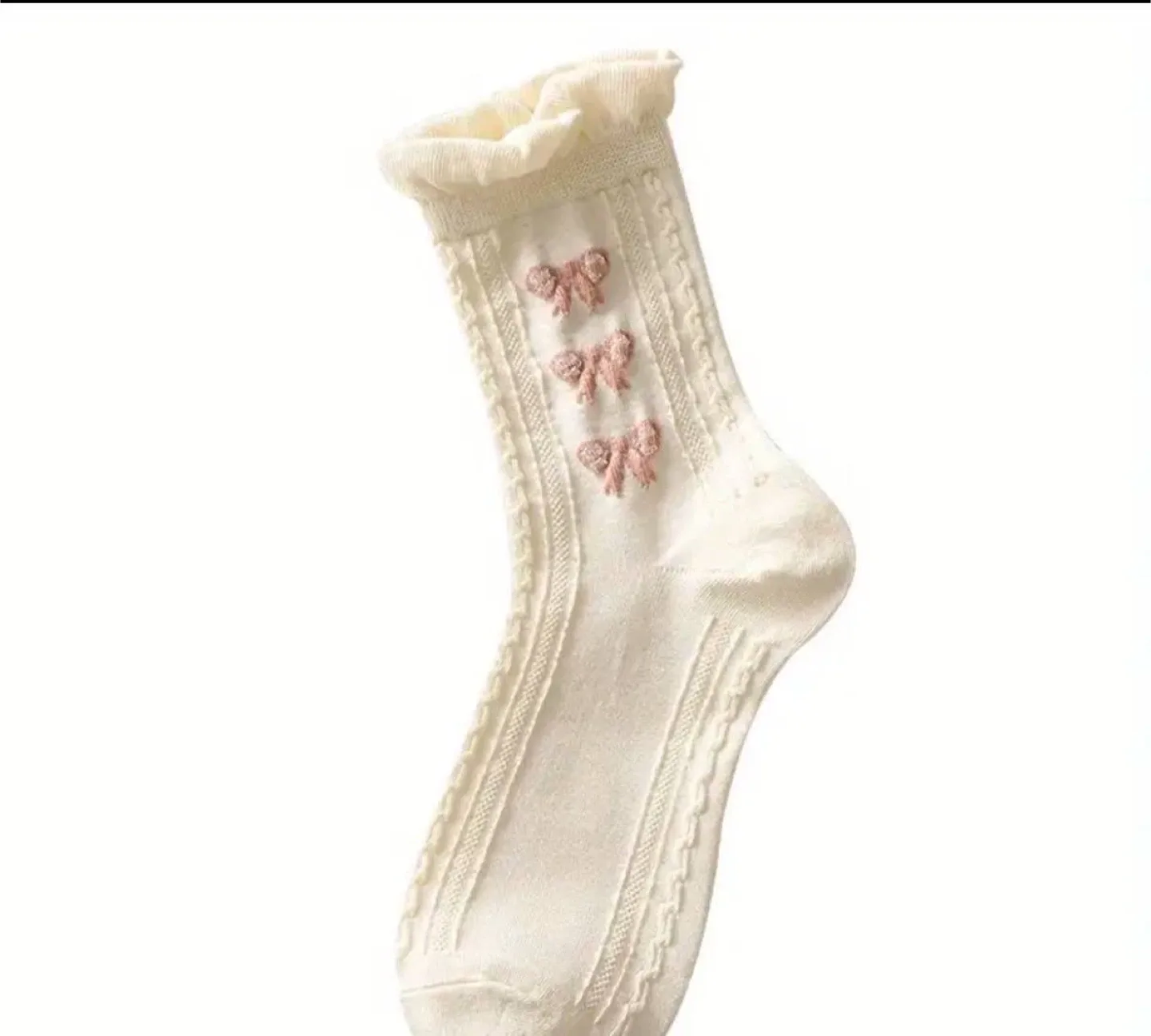 Cream Ruffled Bow Socks (Set of 9) image indicator(4)