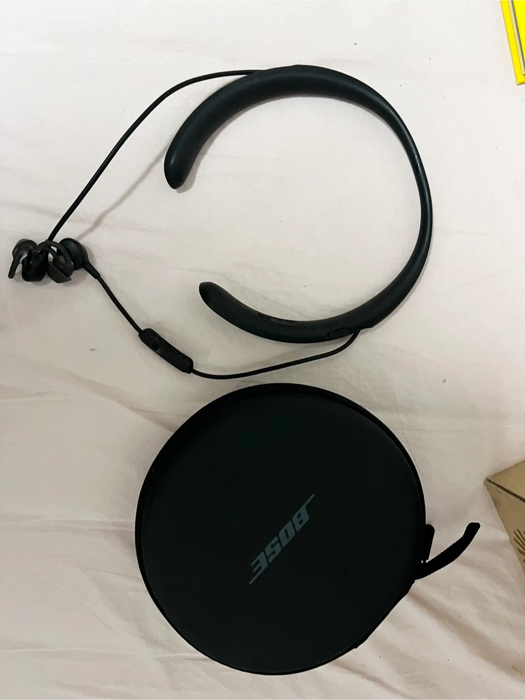 Bose bluetooth earphones with neckband image indicator(2)