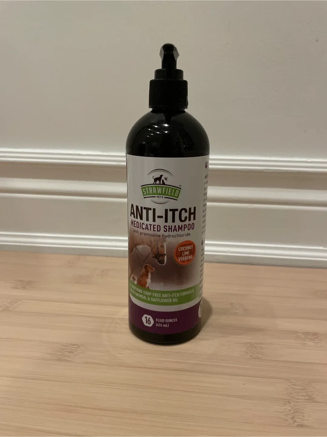 Strawfield Pets Anti-Itch Medicated Shampoo