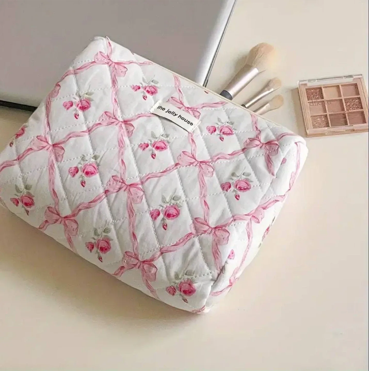 Rose and Bow Cosmetic Bags Set image indicator(3)