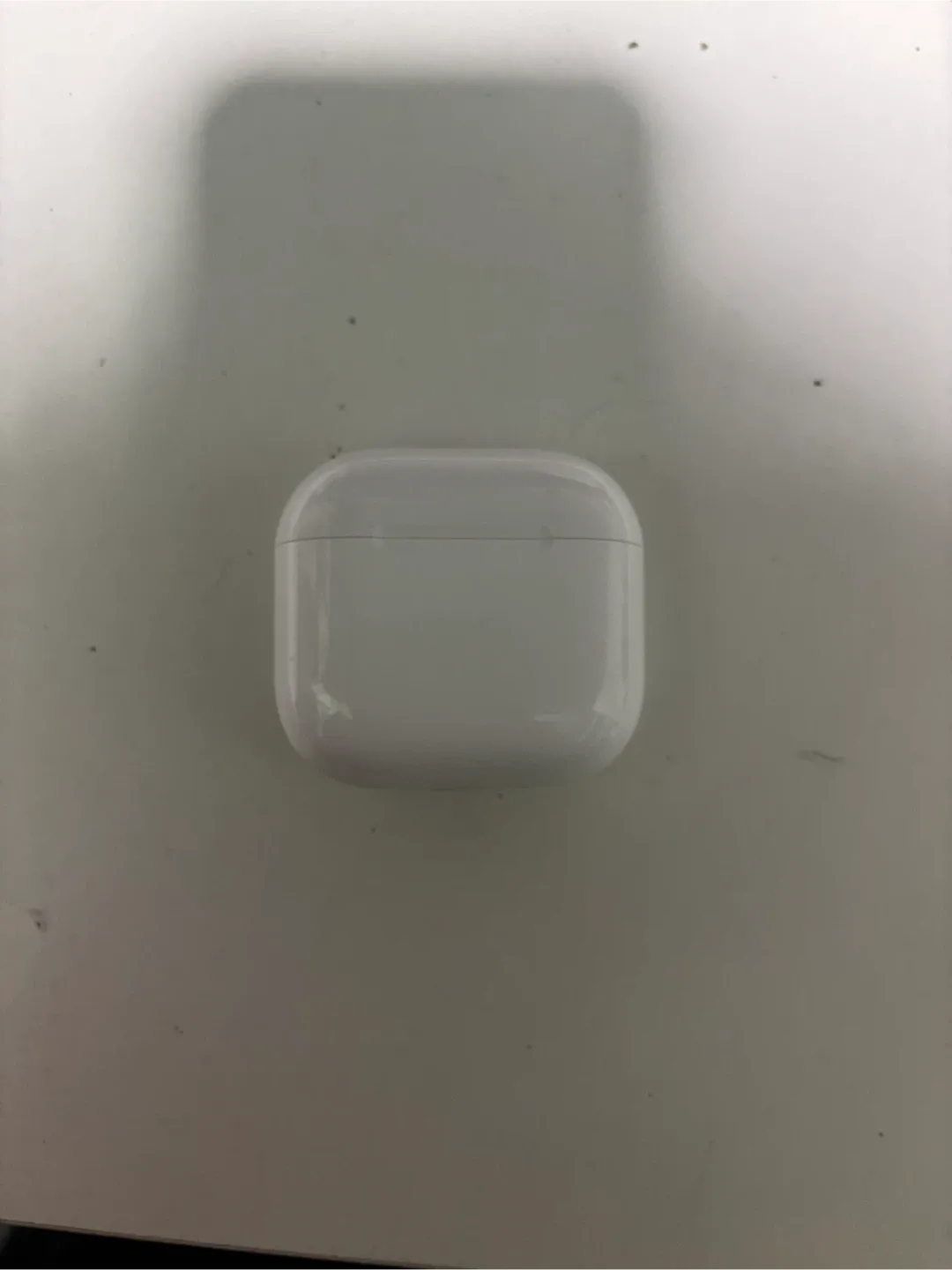 AirPod 4 image indicator(4)