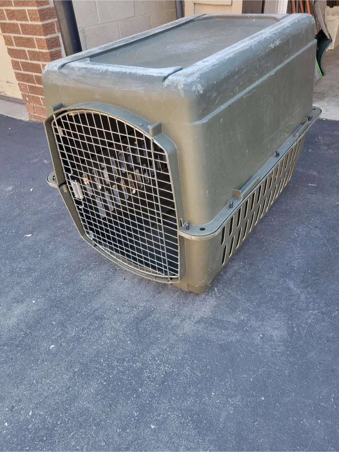 Dog crate and Handheld lawn mower