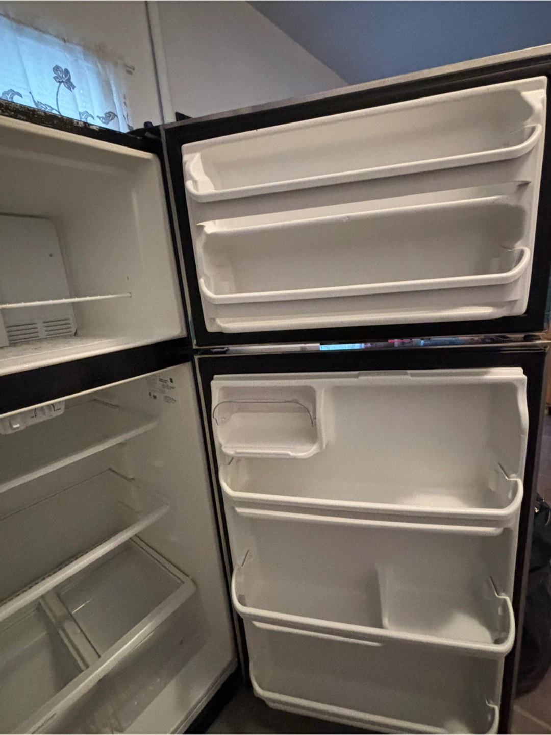 Kenmore Refrigerator - photo 3