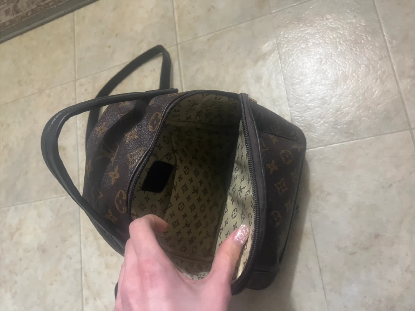 Women’s Fashion Backpack 🎒!!!! - photo 2