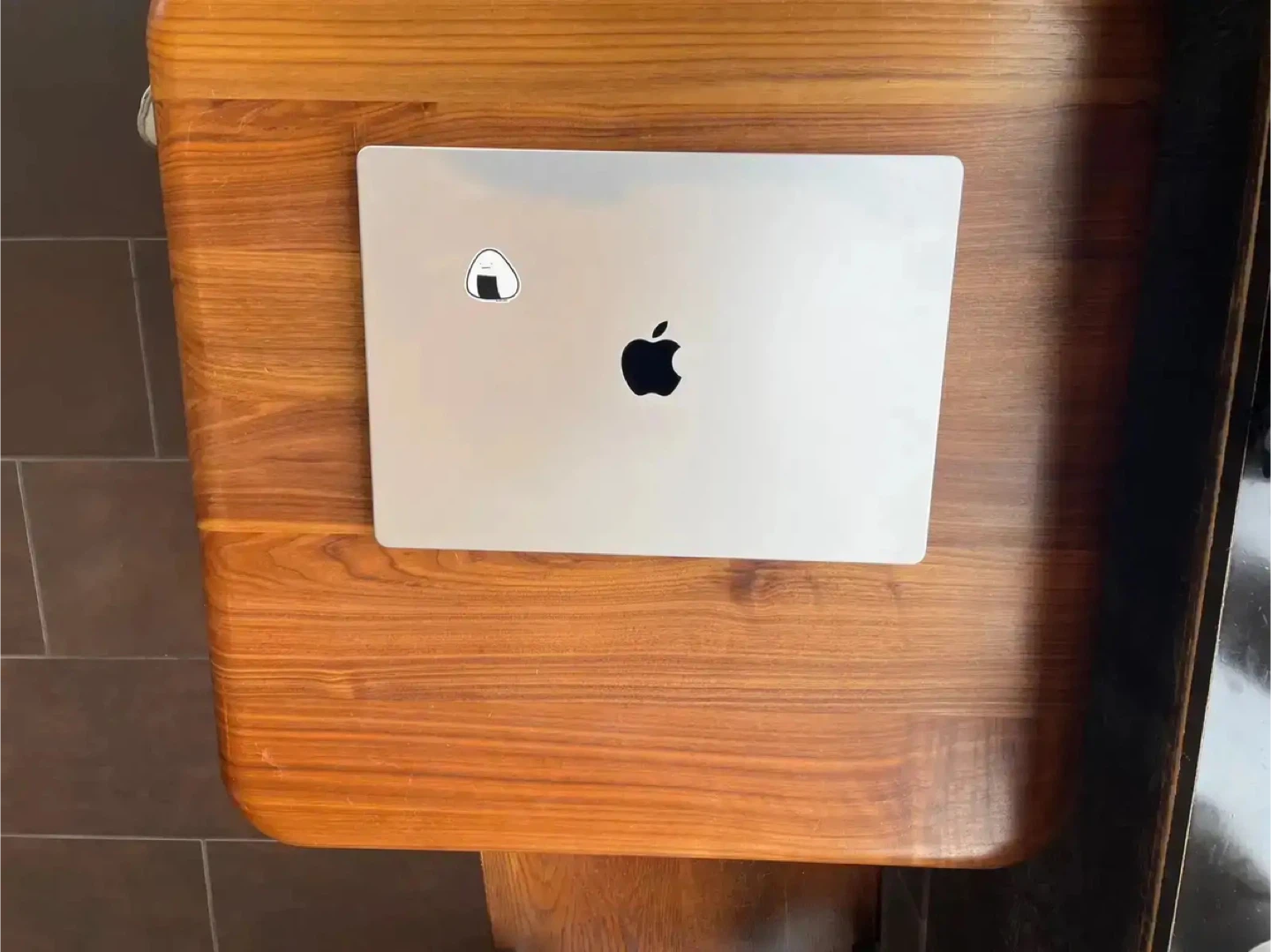 MacBook Pro 16 inch – M1 Max | 32-core GPU | 32GB RAM | 1TB - photo 4