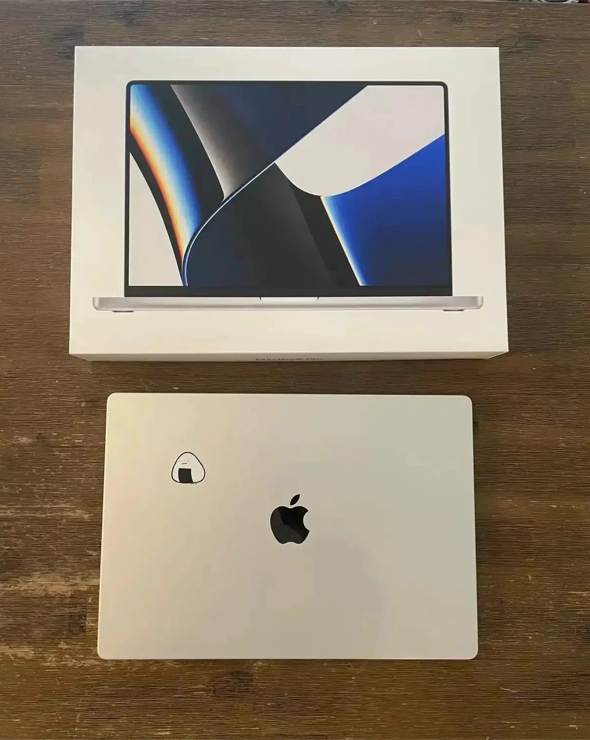 MacBook Pro 16 inch – M1 Max | 32-core GPU | 32GB RAM | 1TB
