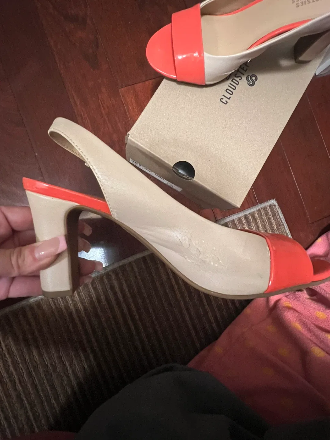 Modest Coral Heels - Size 8 image indicator(3)