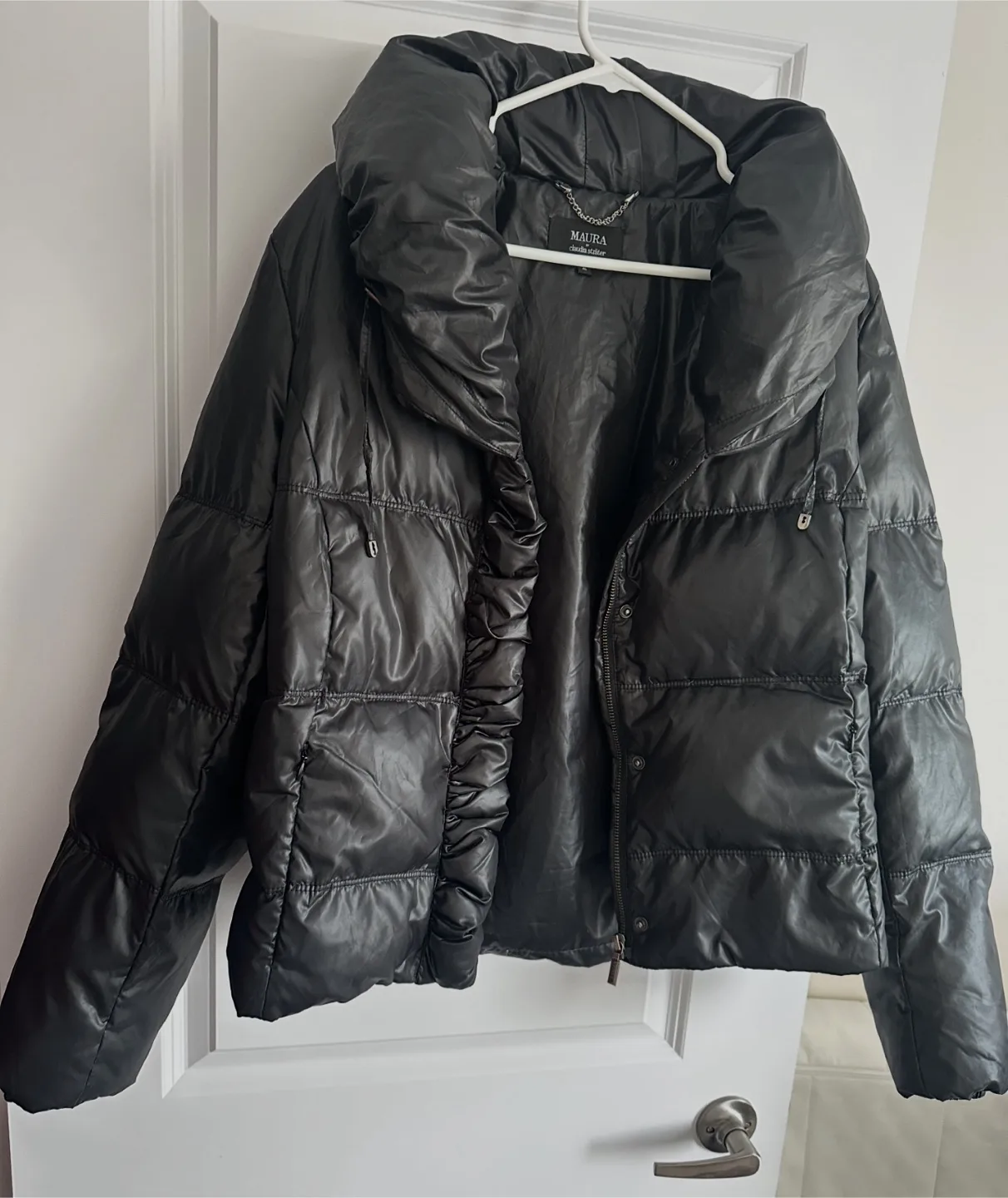 Maura Claudia Sträter Black Puffer Jacket Size46 image indicator(4)