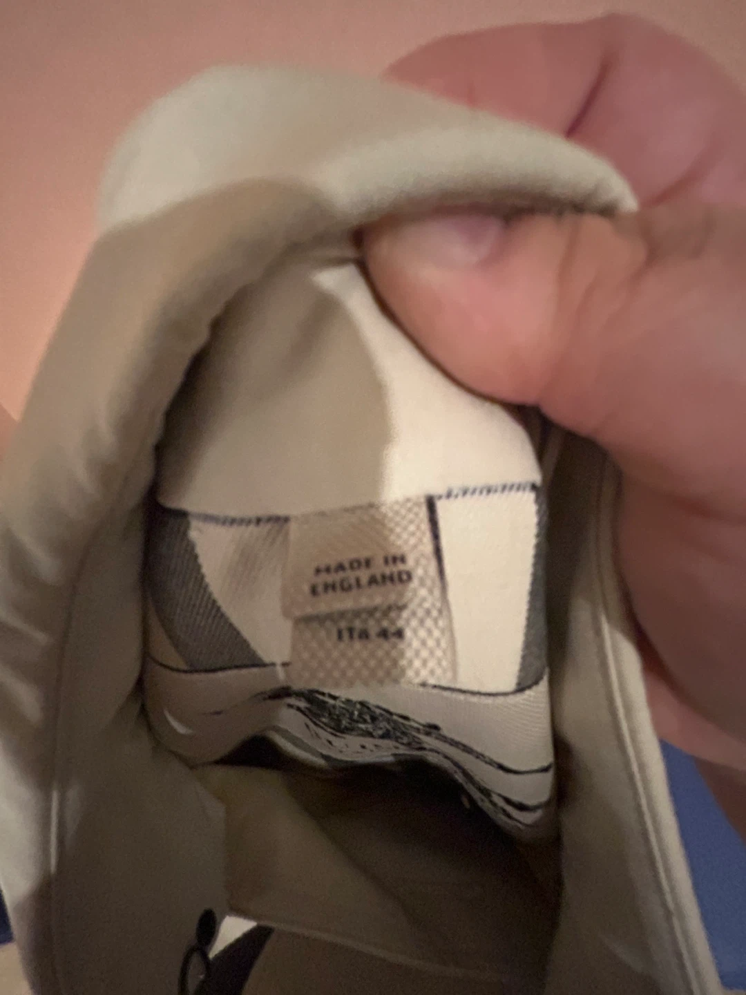 Burberry Trench Coat - Women's Size 10 Beige - photo 4