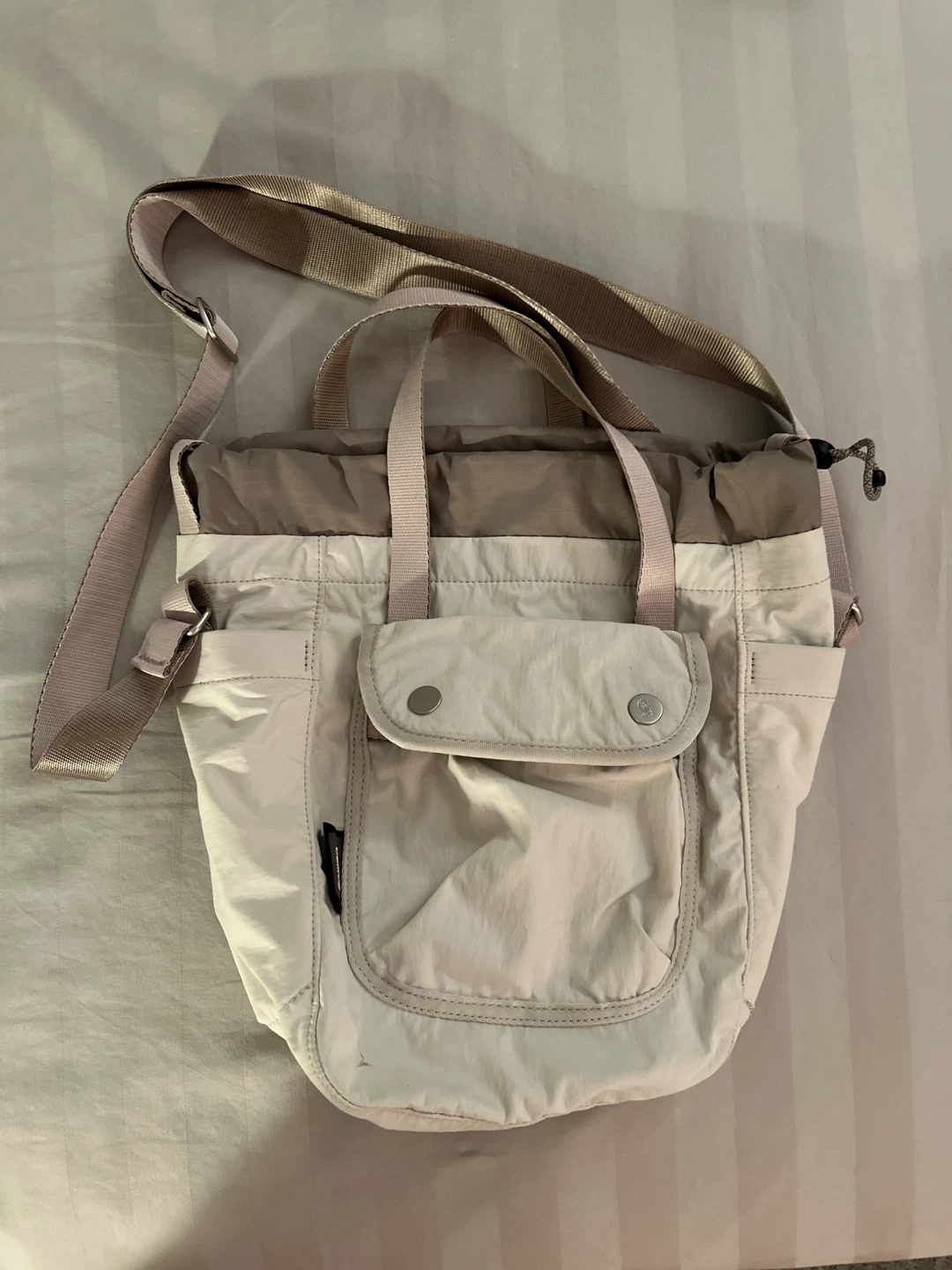 Bellroy Cinch Bucket Bag - oat - photo 3